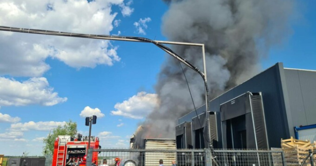 Incendiu la Therme București. Intervin mai multe echipaje de pompieri