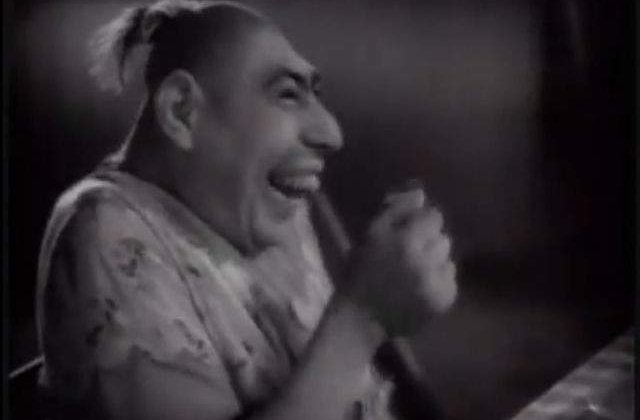 Top 10 cele mai infricosatoare filme de vazut cu lumina aprinsa