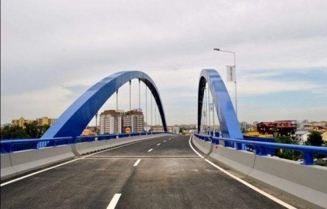 Primul pod al pasajului Mihai Bravu-Splaiul Unirii din Capitala a fost inaugurat