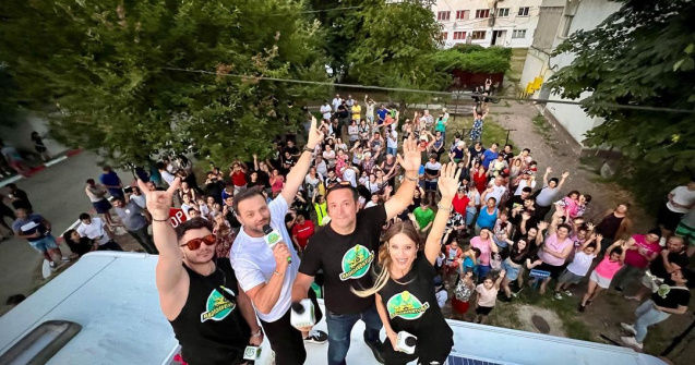 RADIOAVENTURA 2022 a început! Morning ZU face turul României cu Autorulota ZU și te invită pe 1 iulie la un ZUper party