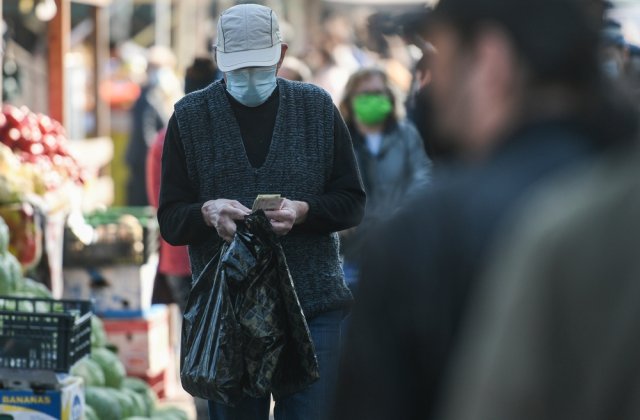 Angajații de azi, fără garanții la bătr&acirc;nețe. Ce pensii vor avea rom&acirc;nii peste două decenii 