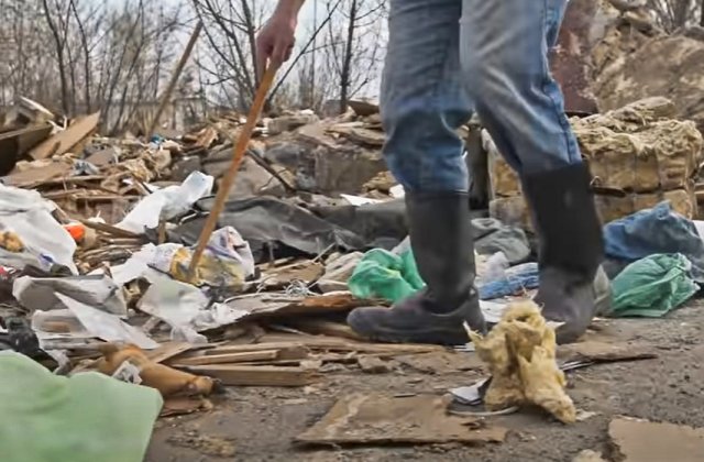 Hala Republica din București, o groapă de gunoi. &bdquo;Măn&acirc;ncă șobolanul pisica, nu invers&rdquo; 