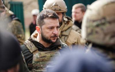 Zelenski a cerut SUA să...