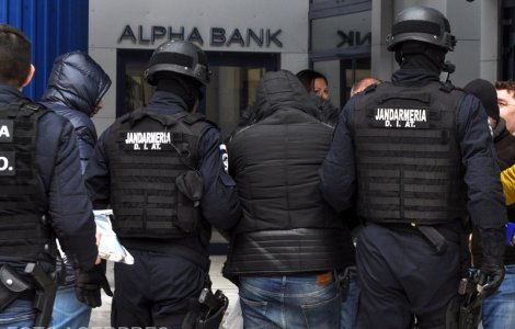 Români înșelați în Germania. O rețea ar fi strâns 1 milion € de pe urma lor