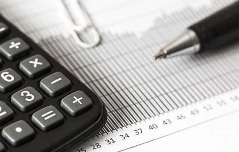 Taxe și impozite mai mari pentru piața imobiliară. Ce se va întâmpla în cazul locuințelor de peste 90.000 de euro