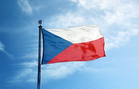 Cehia preia preşedinţia semestrială a Ununii Europene de la Franţa