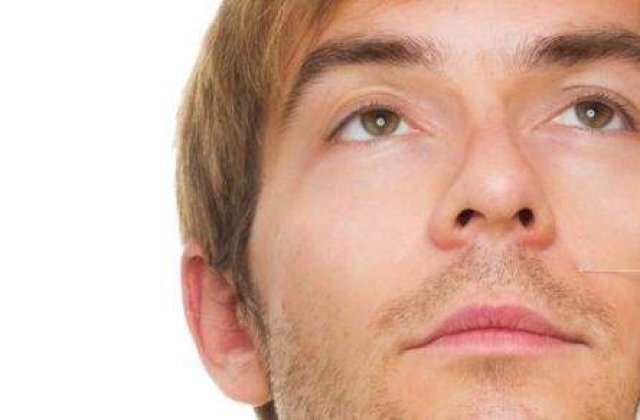 Barbatii romani apeleaza din ce in ce mai des la chirurgii esteticieni