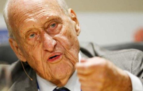Fostul presedinte al FIFA, Joao Havelange, spitalizat la Rio