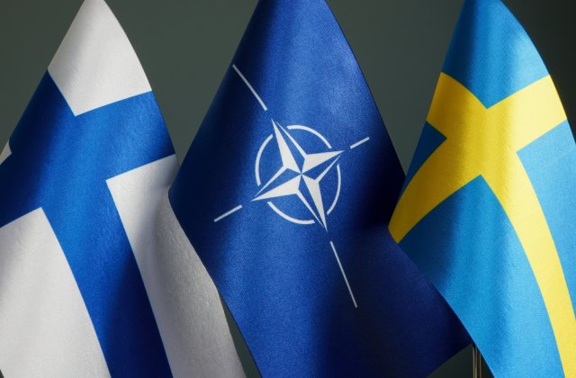 Finlanda şi Suedia semnează protocoalele de aderare la NATO
