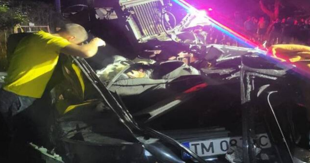 Un băiat de 16 ani a provocat un accident mortal în Timiș, după ce s-a urcat la volanul unui tractor