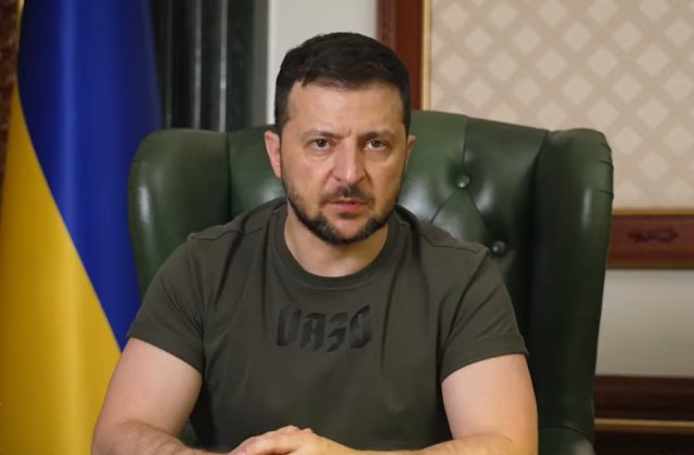 Președintele ucrainean Volodimir Zelenski cere conducerii militare să nu ia decizii fără consultarea sa 