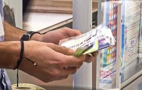 Votat în Parlament, neaplicat de angajatori. Majorarea bonurilor de masă, o amăgire