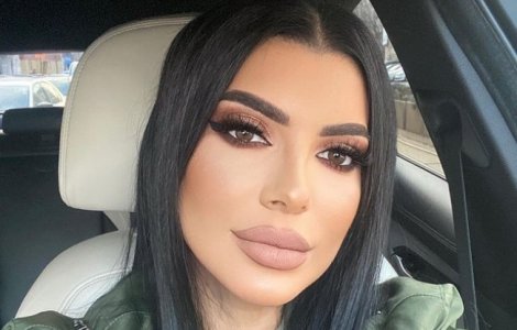 Andreea Tonciu, desființată de fani din cauza pozelor editate în exces: „Degeaba vrei să pari tot mai tânără și mai frumoasă”