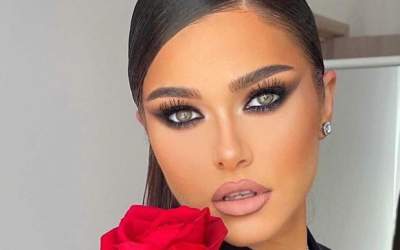 Theo Rose a dat muzica pe...