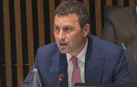 Tanczos Barna cere responsabilitate în folosirea apei potabile: ”La mine gazonul este uscat, galben. Nu l-am udat cu apă de la robinet”