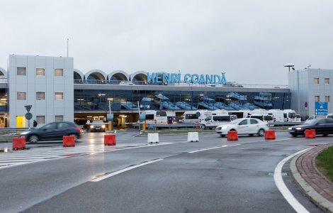 Aproape 1.000 de zboruri de pe Aeroportul Henri Coandă au fost întârziate şi anulate timp de o săptămână