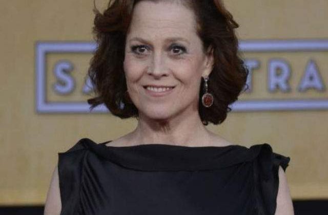 Sigourney Weaver va interpreta un personaj nou in continuarile filmului "Avatar"