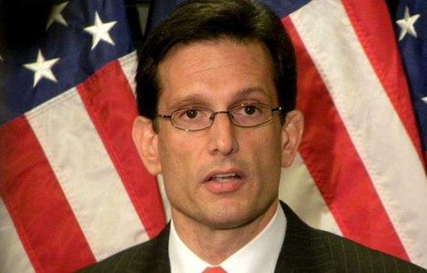 Republicanii, socati dupa ce unul dintre liderii sai a fost invins de Tea Party