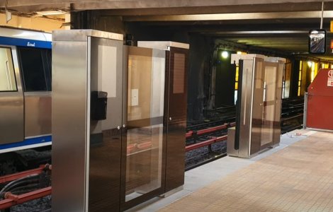 Metrorex testează două porți anti-suicid
