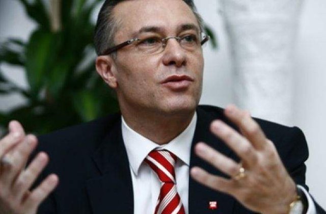 Diaconescu cere clasei politice sa elimine imunitatea, sub orice forma