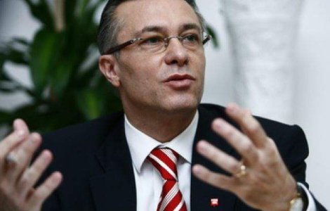 Diaconescu cere clasei politice sa elimine imunitatea, sub orice forma