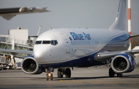 Blue Air, amendată cu 2 milioane de euro de ANPC. Reacția companiei