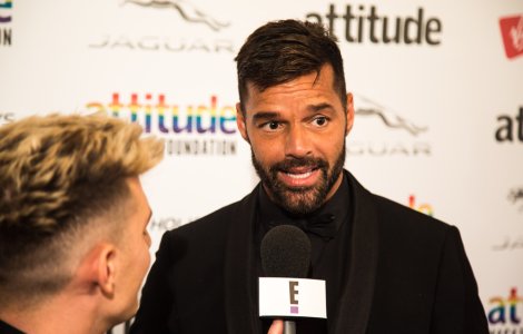 Ricky Martin riscă 50 de ani de închisoare. Cântărețul e acuzat de incest de nepotul lui