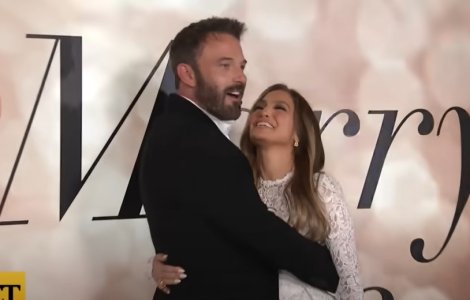 Jennifer Lopez și Ben Affleck s-au căsătorit în Las Vegas