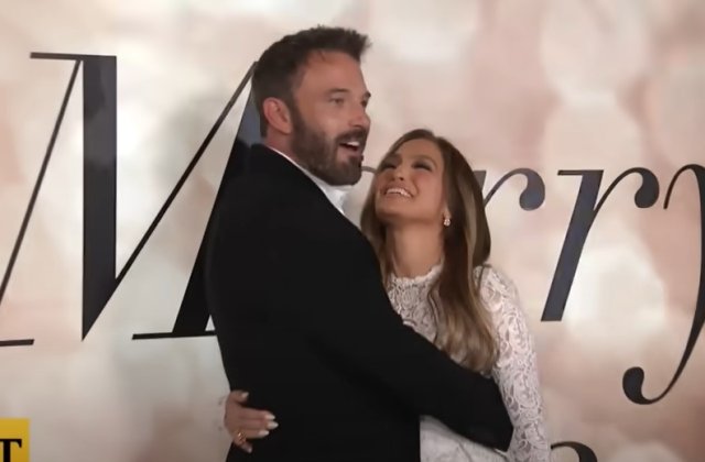 Jennifer Lopez și Ben Affleck s-au căsătorit &icirc;n Las Vegas
