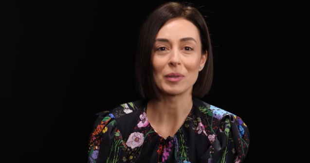 Lorena Buhnici îi dă apă la moară soțului ei. Ce a putut spune despre o femeie care se afla la mare: „Balenuță rusească cu o siluetă...”