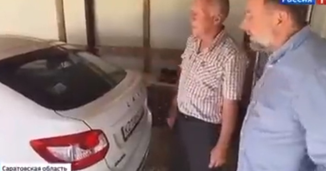 Părinții unui soldat rus mort în război și-au luat mașină din despăgubiri