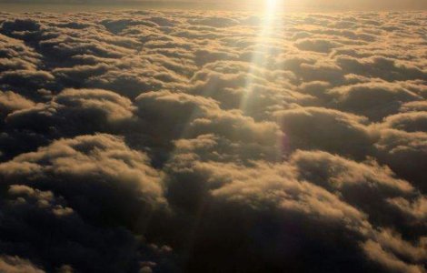  Top   Foto  Zece imagini INTERZISE celor cu rau de inaltime