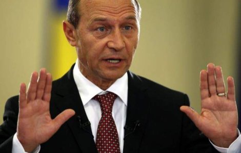 Mircea Basescu neaga relatia presedintelui tarii cu familia Anghel