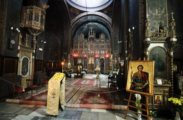 Doi preoti s-au luat la bataie intr-o biserica din Buzau