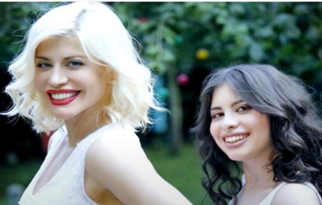 Cum se înțelege Loredana Groza cu fiica ei. Elena este fix opusul mamei sale: „Am o comunicare directă”