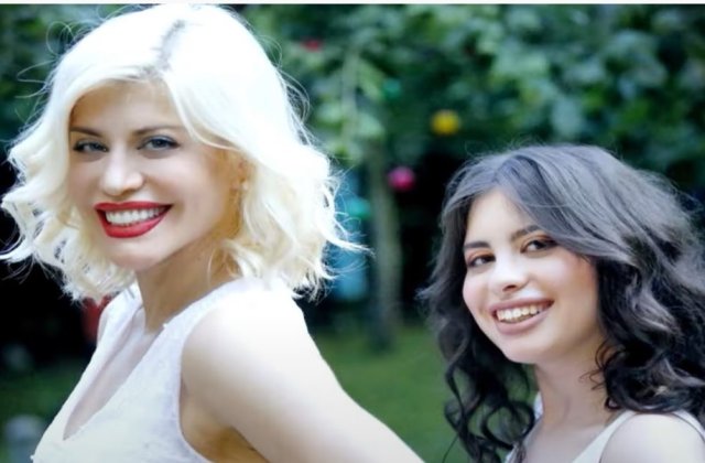 Cum se &icirc;nțelege Loredana Groza cu fiica ei. Elena este fix opusul mamei sale: &bdquo;Am o comunicare directă&rdquo;