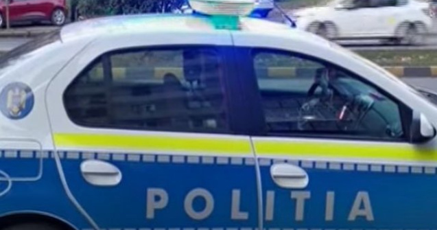 Un bărbat de 72 de ani și-a electrocutat soția ore în șir cu un cablu, apoi a băut erbicid