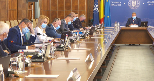 Premierul și miniștrii au purtat măști la ședința de Guvern de azi