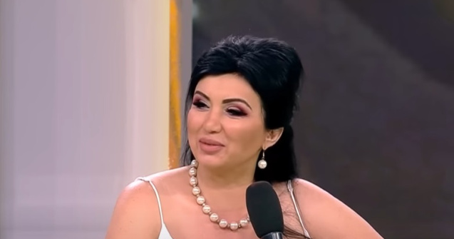 Adriana Bahmuțeanu s-a logodit, după trei luni de relație! Cum au reacționat copiii ei la auzirea veștii