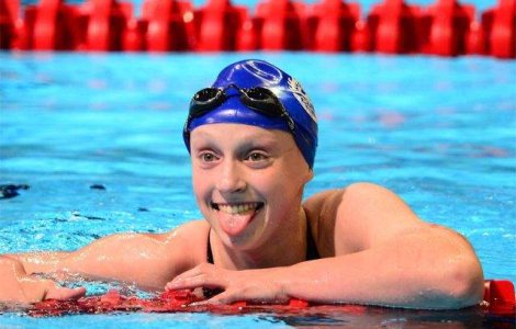  Inot  Nou record mondial in proba de 800 de metri liber