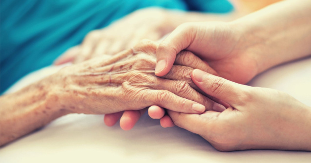 Apeleaza la un cămin pentru bătrâni care oferă posibilitatea unui trai decent !