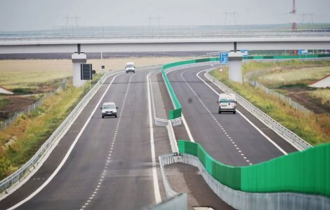 A fost deschisă circulația pe întregul tronson 2 al Drumului Expres Craiova - Pitești