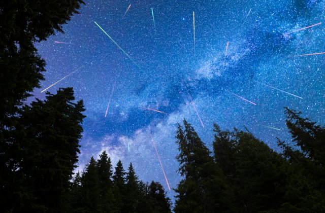 Ploaie de meteoriți 2022. C&acirc;nd vei putea urmări spectacolul de pe bolta cerească