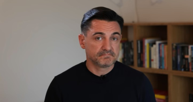 George Buhnici nu s-a prezentat la prima audiere a CNCD. De ce a lipsit vloggerul