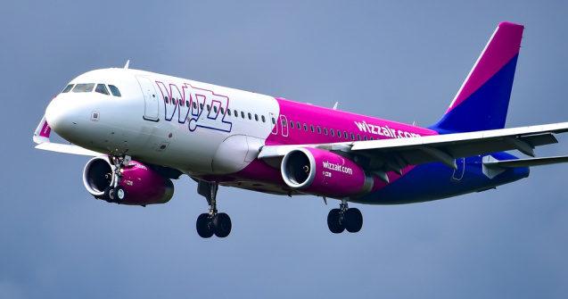 Wizz Air angajează însoțitori de bord. Unde vor avea loc sesiunile de recrutare
