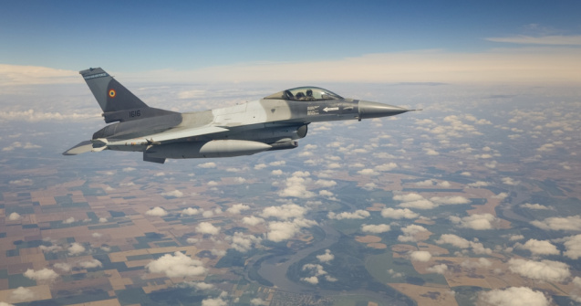 Forțele Aeriene Regale Canadiene își încep misiunea de poliție aeriană în România. Care este scopul