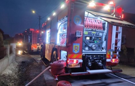 Casa parohială ridicată de preotul Belciug, personaj în romanul Ion, a luat foc. Părintele paroh a suferit o arsură la nivelul capului VIDEO