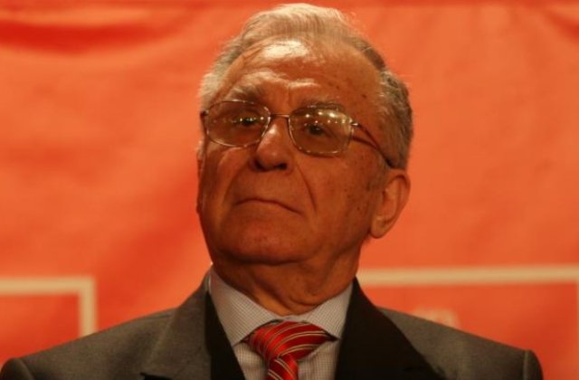 Ion Iliescu, trimis &icirc;n judecată după 33 de ani. Se reia dosarul Revoluției 