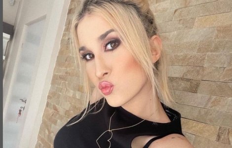 Adda, în lacrimi pe rețelele sociale. Internauții o acuză că nu are boala Lyme: „Îmi vine să bocesc puțin”