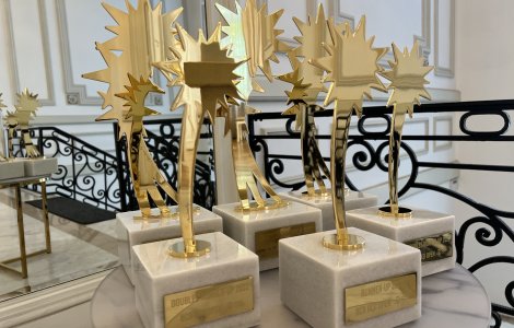 Brandul de bijuterii Malvensky susține excelența în tenisul românesc și semnează trofeul Luceafărul